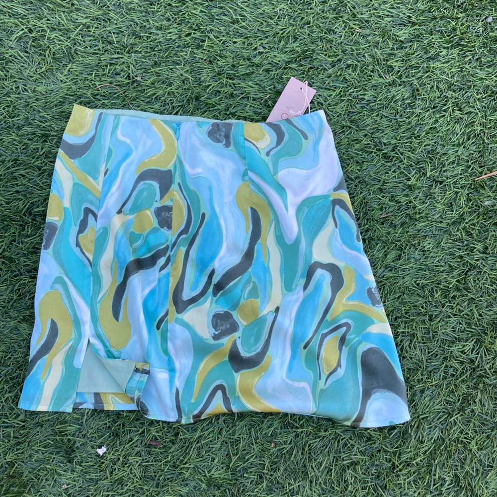 Short bohemian style silk skirt